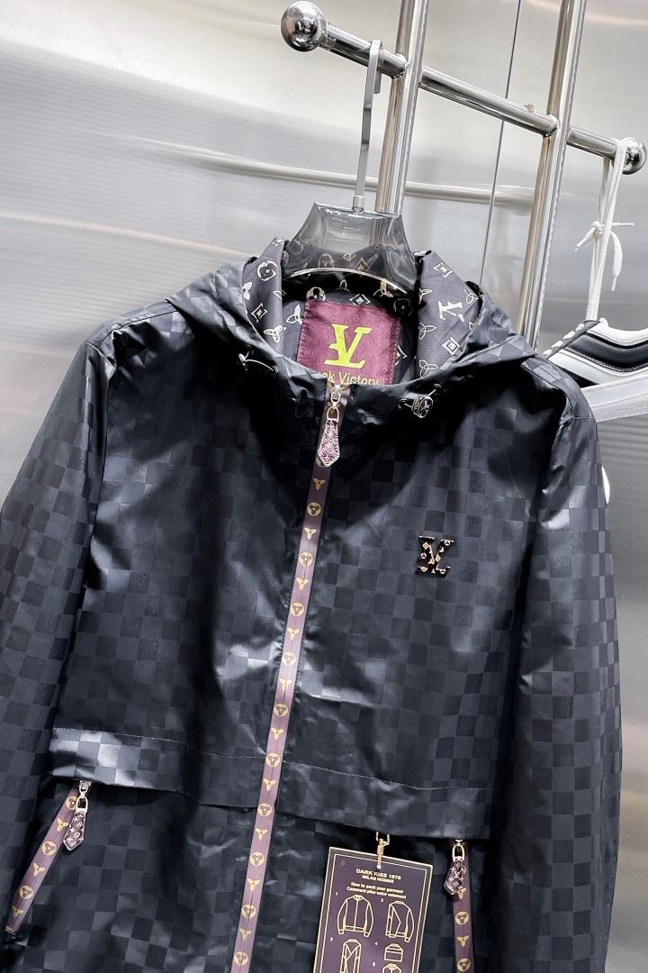 Louis Vuitton Outwear